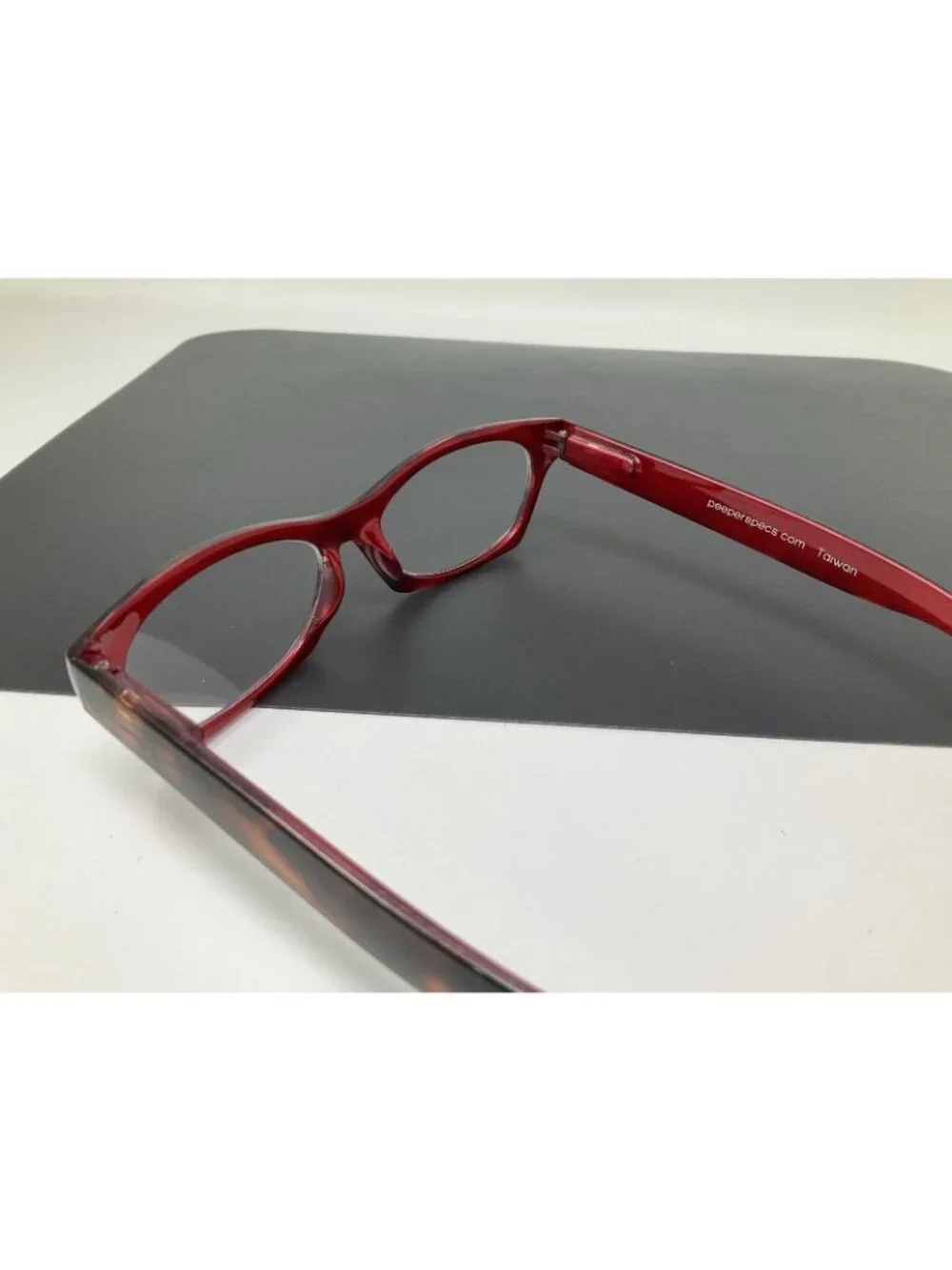 Peepers 744 Readers + Red & Tortoise Shell Reading Glasses